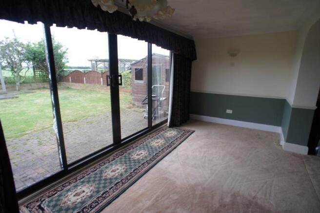 Spacious Dining Room