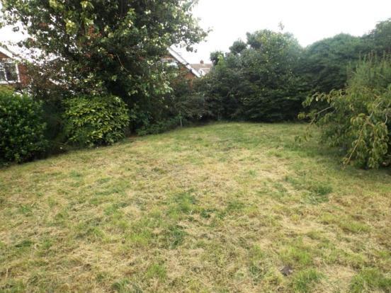 Lawned Rear Garden