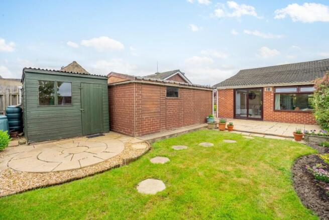 2 bed Semi-Detached Bungalow for sale Image 11