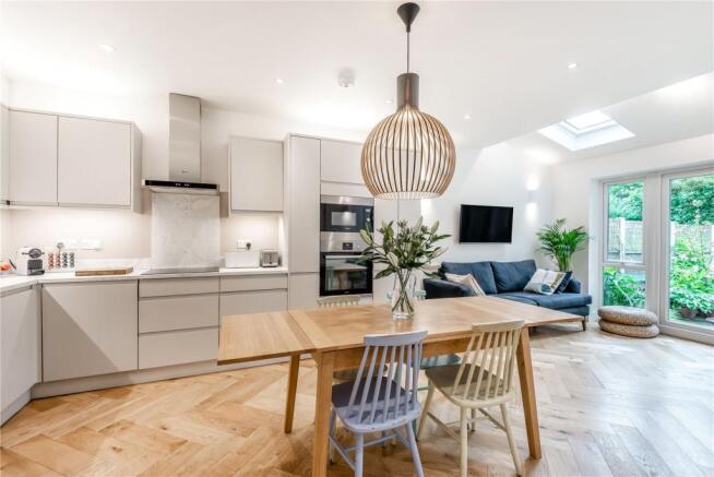 Kitchen/Dining