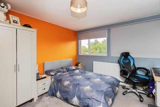5 bed Detached for sale Image 10