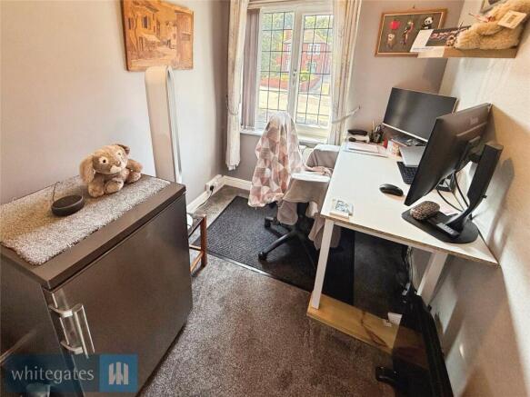 3 bed Semi-Detached for sale Image 9