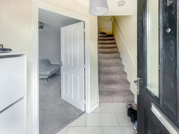3 bed Semi-Detached for sale Image 8