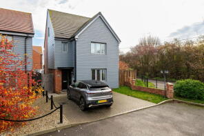 2, Wheatstone Avenue, Sheerness ME12 3UH