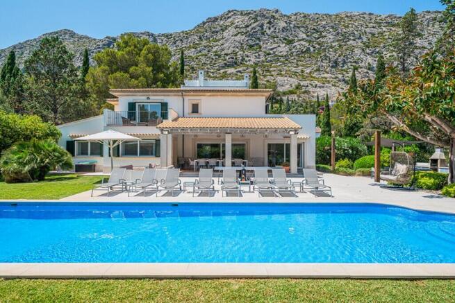 Exterior and Pool (2