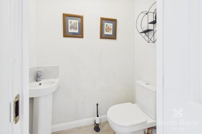 4 bed End of Terrace for sale Image 8