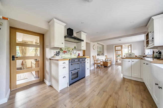 1306700-11-68488c996da2e-ARW