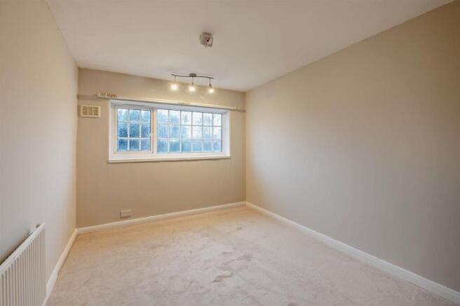 8676597-interior15-800.jpg