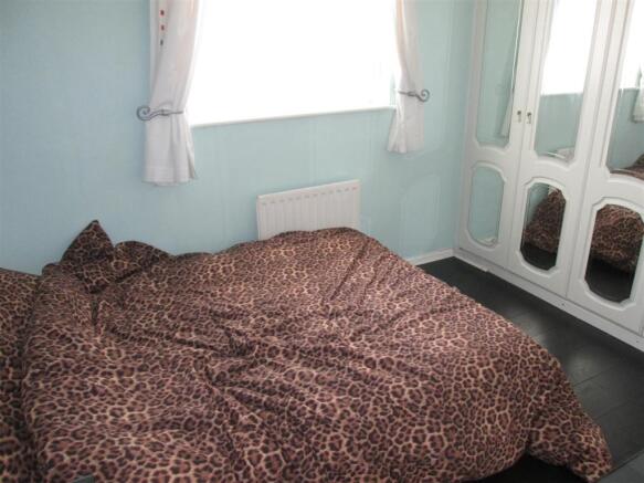 Bedroom1.JPG