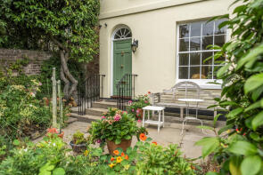 4, Cumberland Gardens, Tunbridge Wells TN1 1UQ