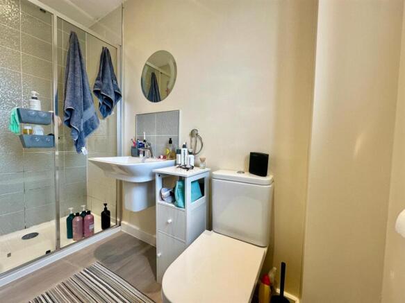 Ensuite