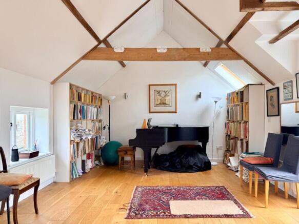 Coach House - First Floor Room