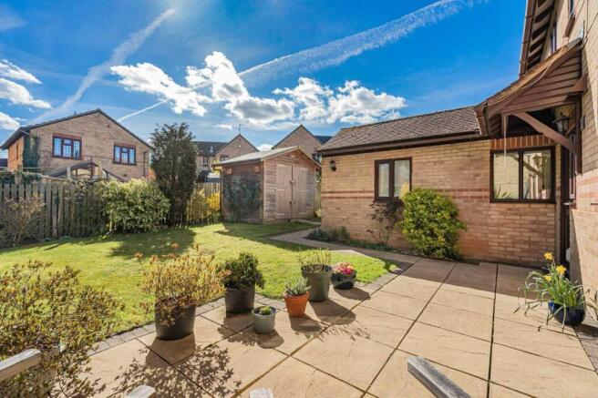 4 Arden Close