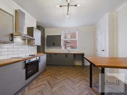 Aberdeen Walk, Armley, Leeds, LS12
