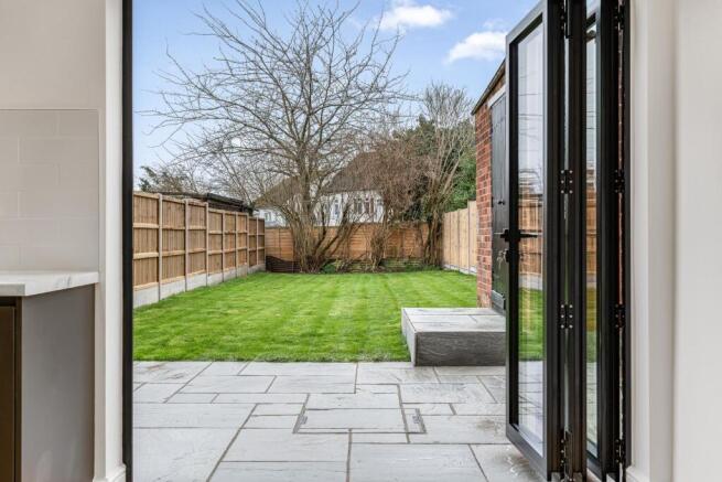 Jubilee Avenue - Ware - Chain Free photo 4