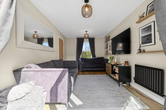 Living Room (2)