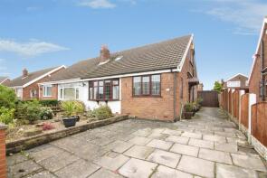 40, Red Hall Way, Whinmoor, Leeds LS14 1EF