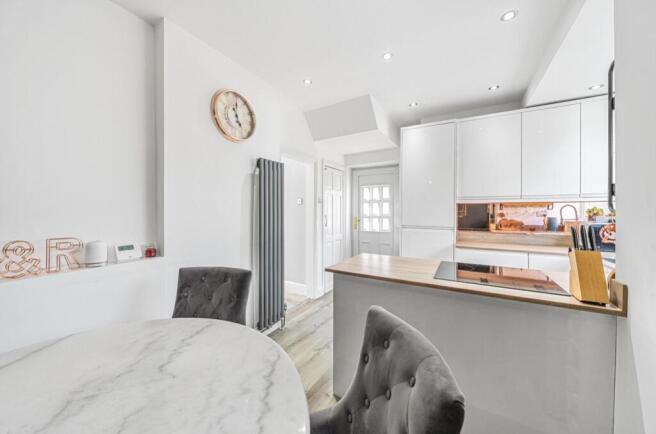 Dining Kitchen3