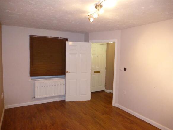 Cloakroom/wc