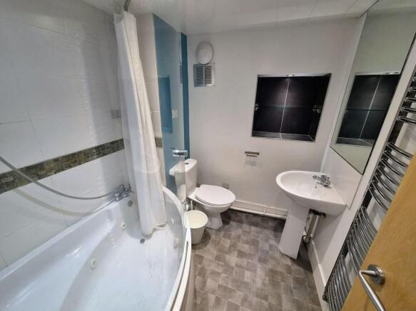 6 bed Terraced for sale Image 6