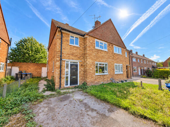 3-bed semi-detached on Byfleet, £420,000