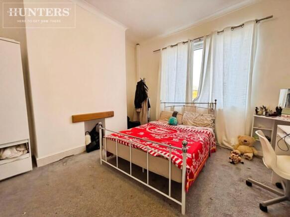 3 bed Terraced for sale Image 6