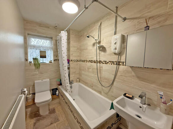 2 bed Terraced Bungalow for sale Image 7
