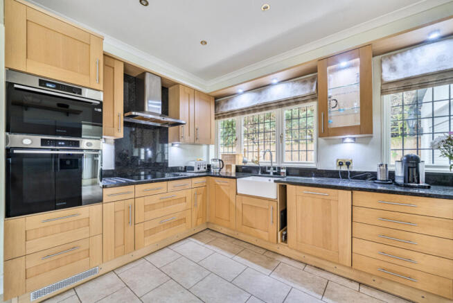 1328696-12-687e90...