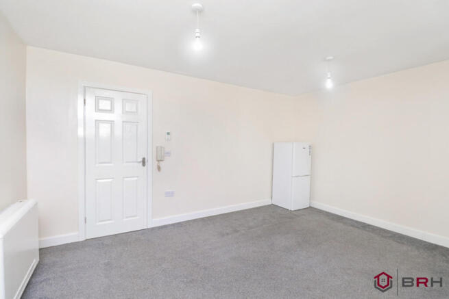 4 bed Block of Apartments for sale Image 10