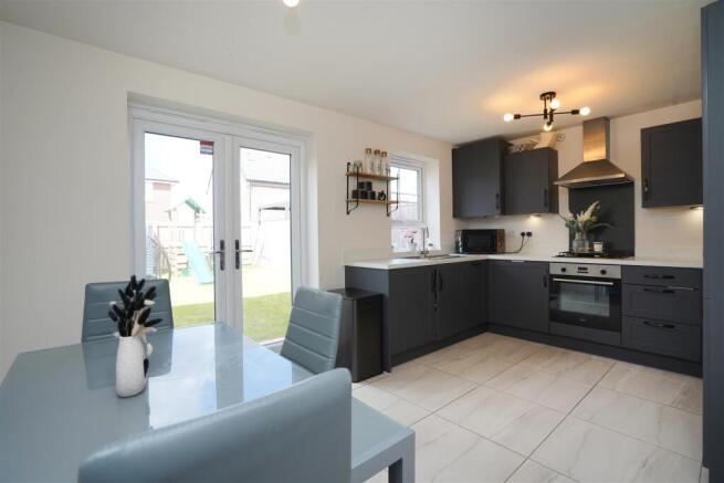 OPEN PLAN DINING KITCHEN