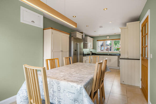 Kitchen/Dining