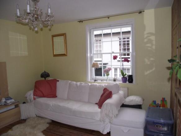 Sitting Room/Bedroom