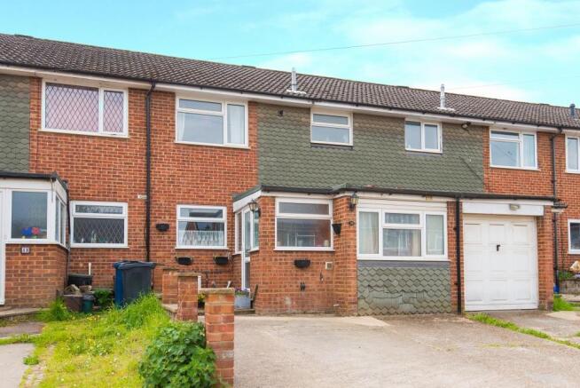 38 Woodley Hills11 - 800px.jpg