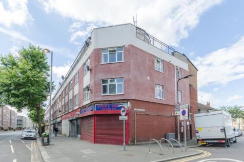 High Road Leyton, Leyton, London, E10
