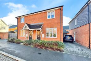2, Dragonfly Chase, Sandhurst GU47 8AE