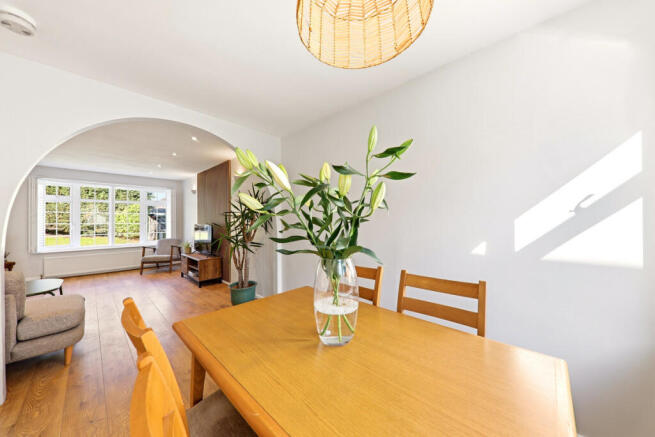 3 bed Semi-Detached for sale Image 4