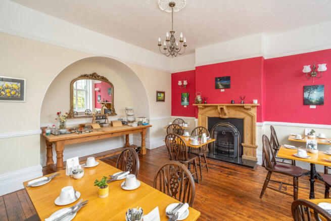 8 bed Terraced for sale Image 8