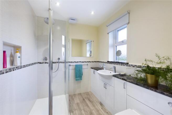 Main Bedroom Ensuite