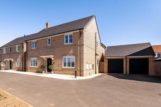 11 Partridge Road (Holbeach)-4.jpg