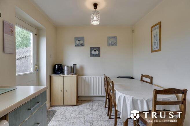 2 bed Terraced for sale Image 10
