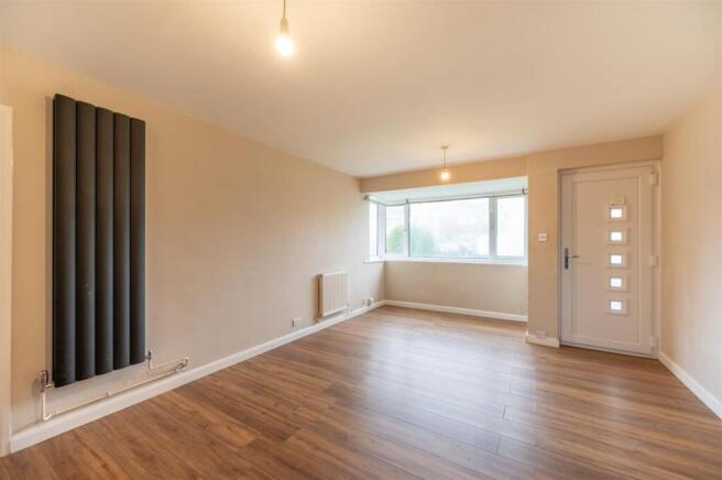 Flat 1 Winsor Close 26 10.jpg