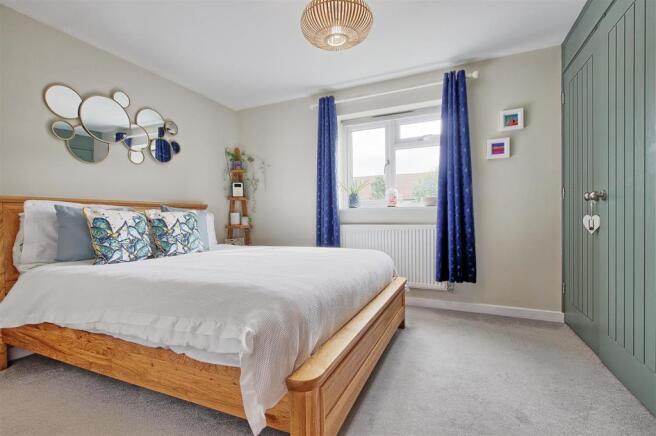 Bedroom 1.jpg