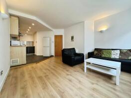 Flat 9, 15, South Parade, Leeds LS1 5PQ