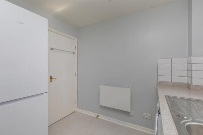46 Turners Avenue, PA1 2PY-18