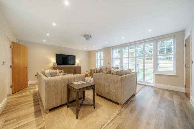 Living/Dining Room