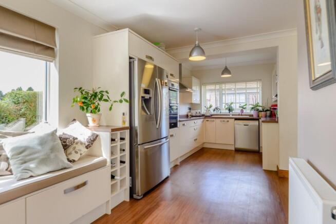 Kitchen/Breakfast Ro