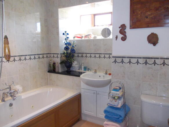 Photo 38