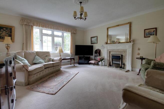 2 bed Apartment for sale Image 6