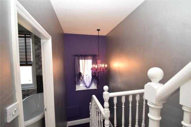 2 bed Terraced to rent Image 9