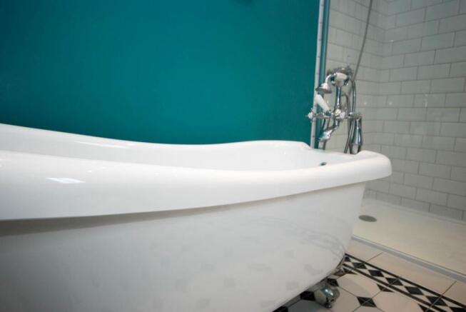 Feature Bath